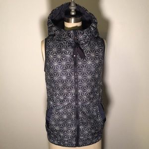 Reversible and super warm Lululemon vest, size 4